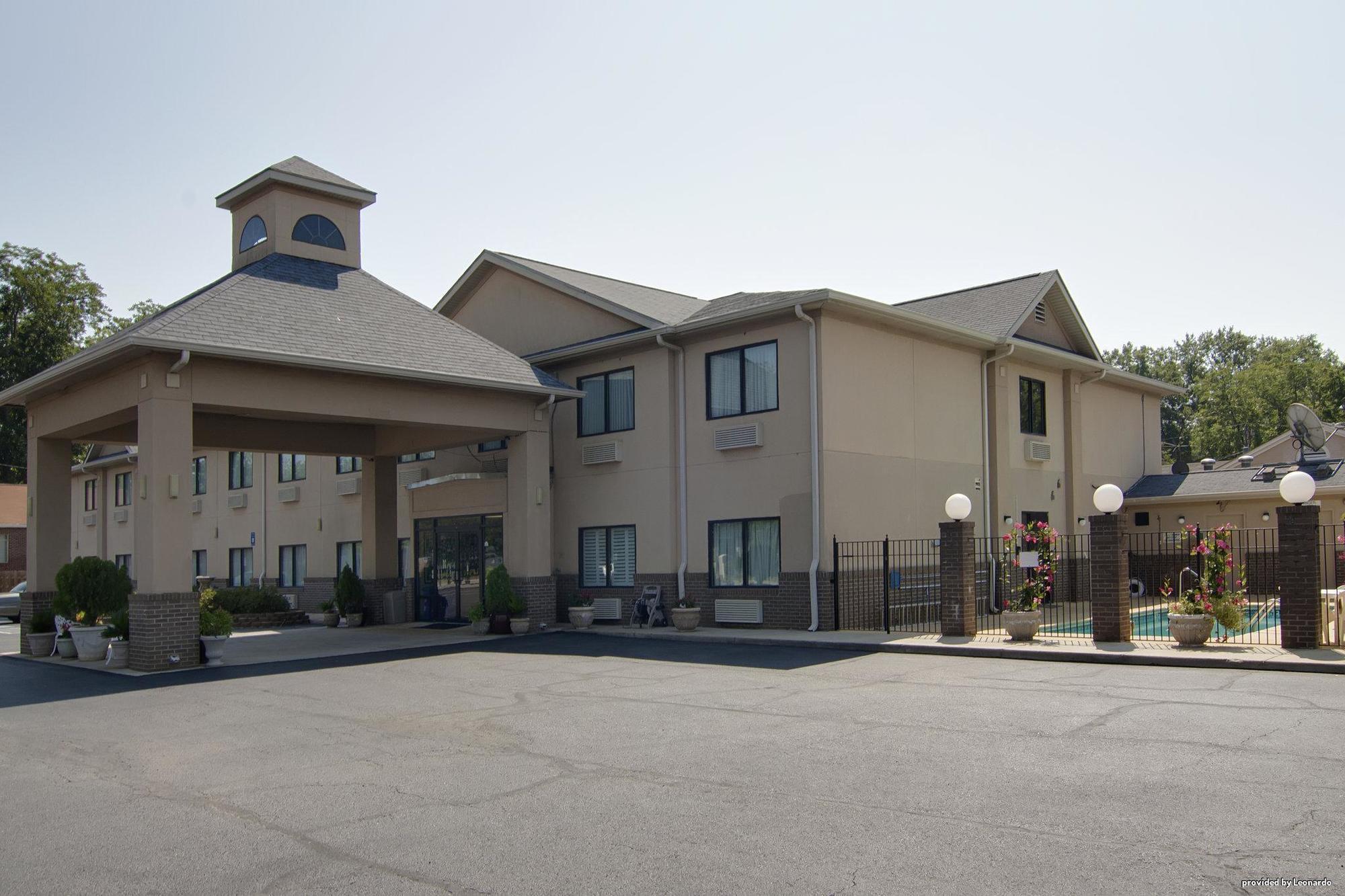 Econo Lodge Waynesboro Eksteriør billede
